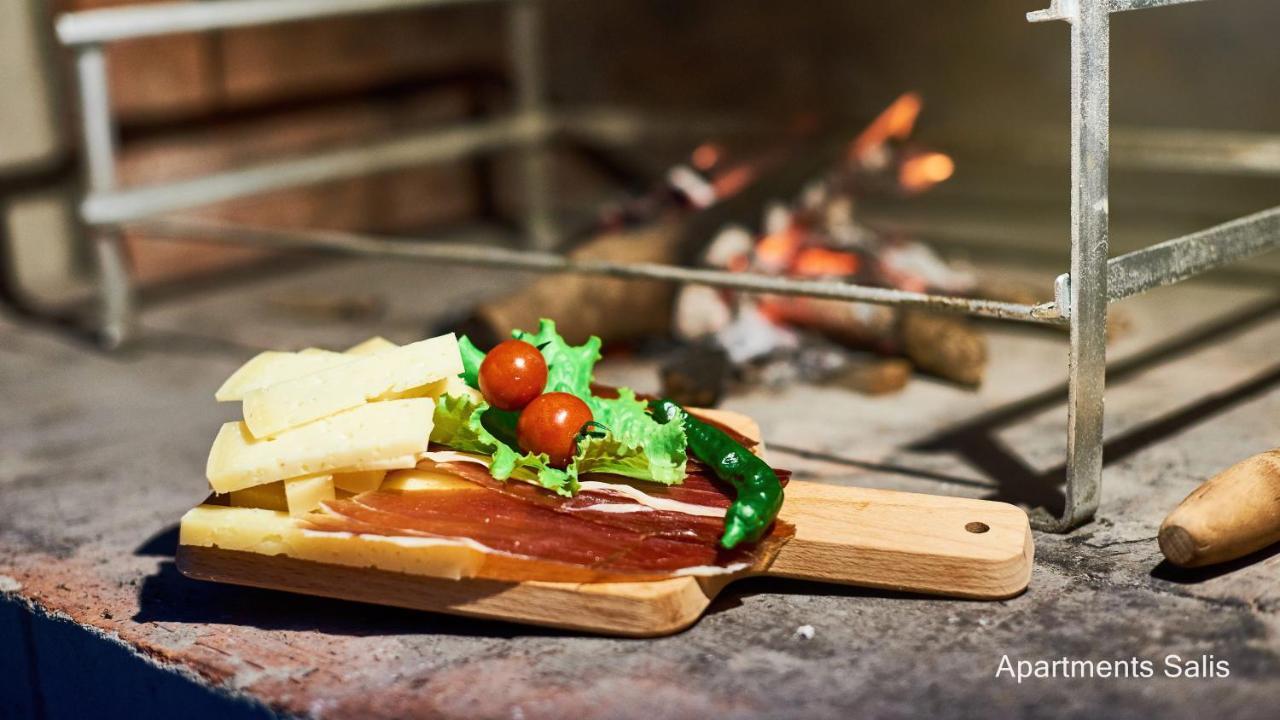 Salis Apartments Vrsi Zewnętrze zdjęcie